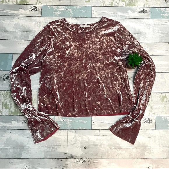 ZARA Collection Crushed Velvet Crop Top - Picture 1 of 7